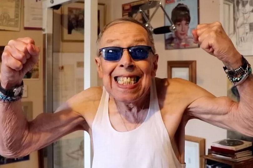 86-Year-Old Weightlifter Sets New World Record-Kanny.ng